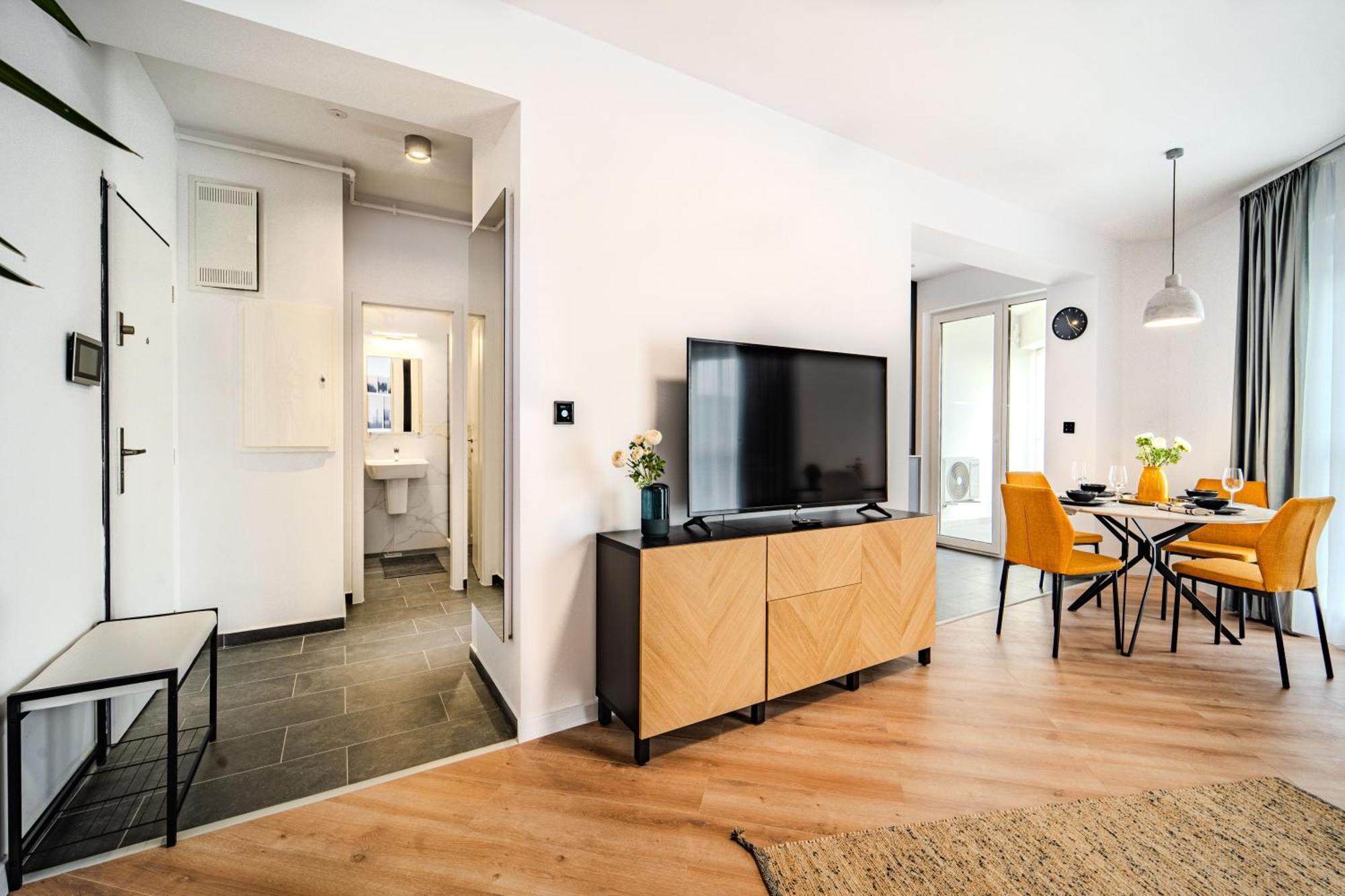 Smart Home - Gloria Apartment Avenue - By Openhouse Timisoara Exterior photo